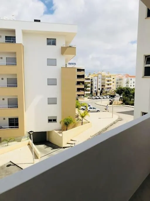 Quiet And Bright Apartment In Lagos Portugal