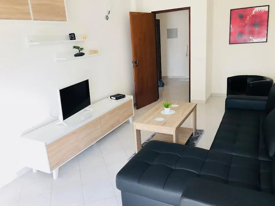 Quiet And Bright Apartment In Lagos
